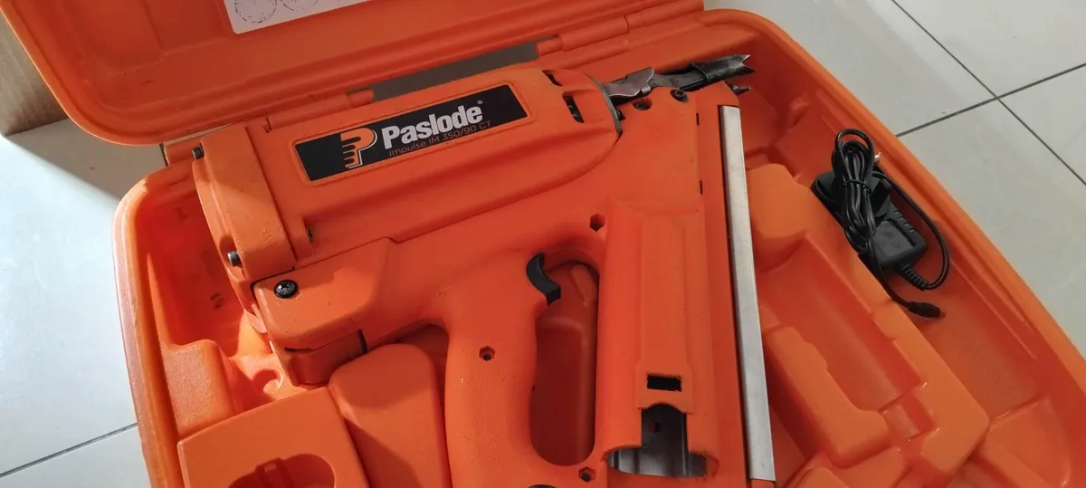 Paslode im350 1st Fix Nail Gun"Fully Serviced" - Image 2