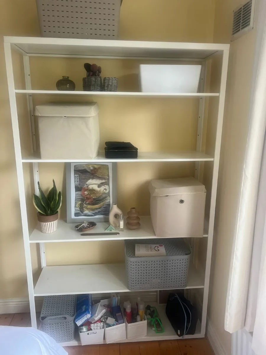 Shelving unit - Image 1