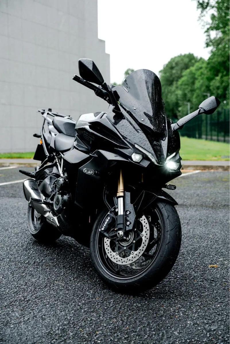 Suzuki GSX-S1000GT - Image 1