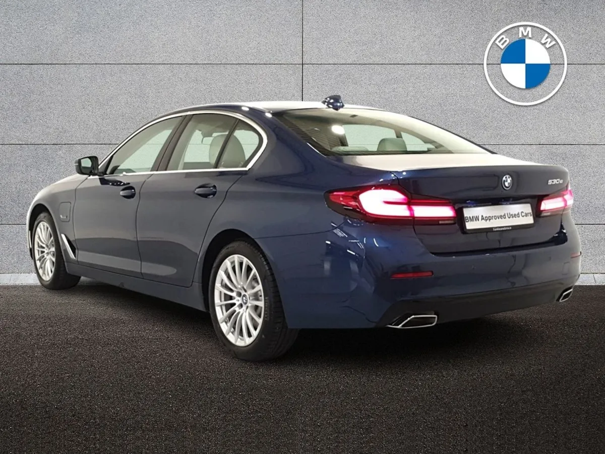 BMW 5 Series 530e SE Saloon - Image 2