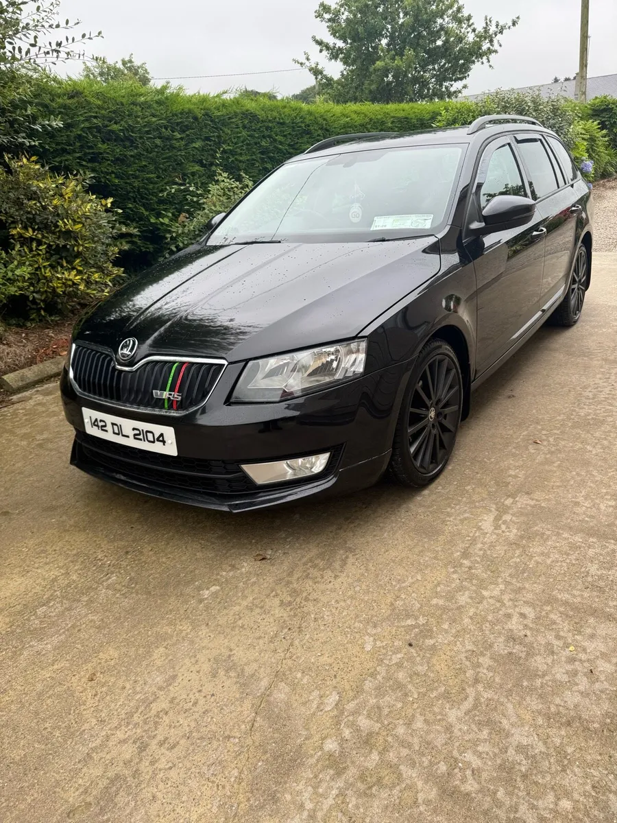 2014 Skoda Octavia black edition - Image 1