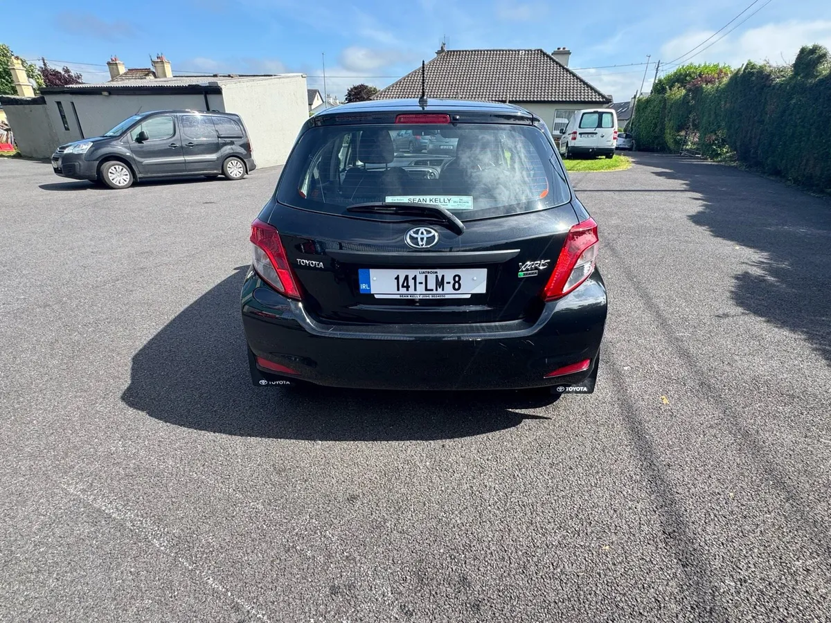 2014 Toyota Yaris - Image 4