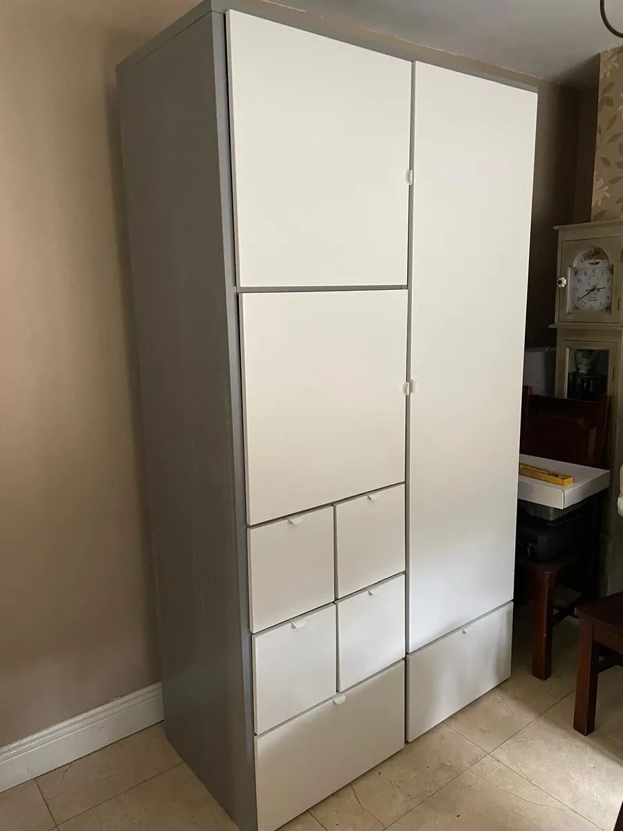 Wardrobe - Image 3