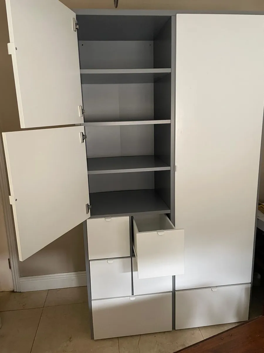 Wardrobe - Image 4
