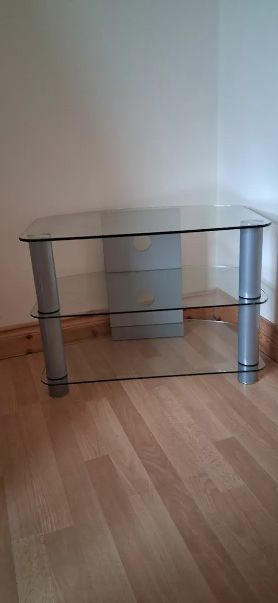 TV table - Image 1