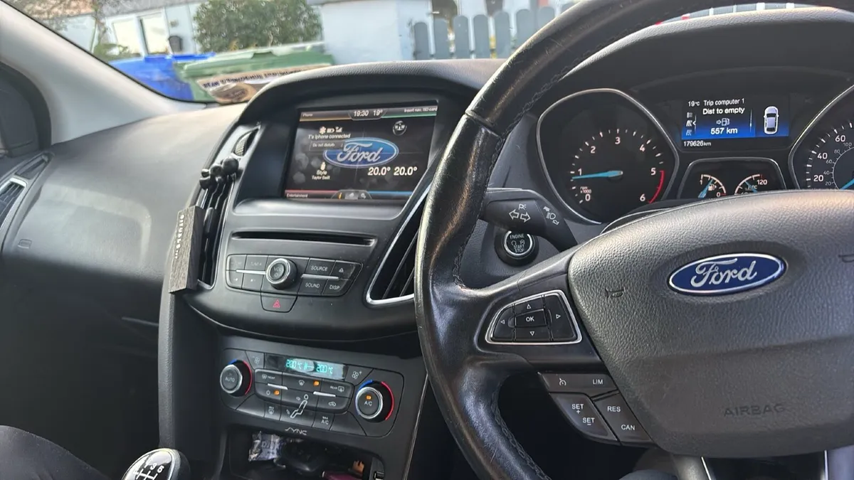 Ford Focus 2015 - Image 1