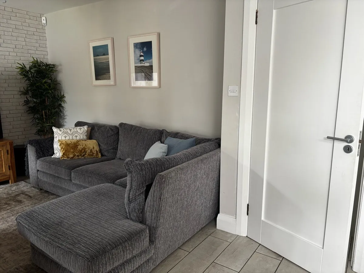Corner sofa - Image 2