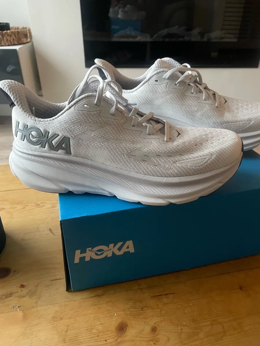 Running shoes - Image 1