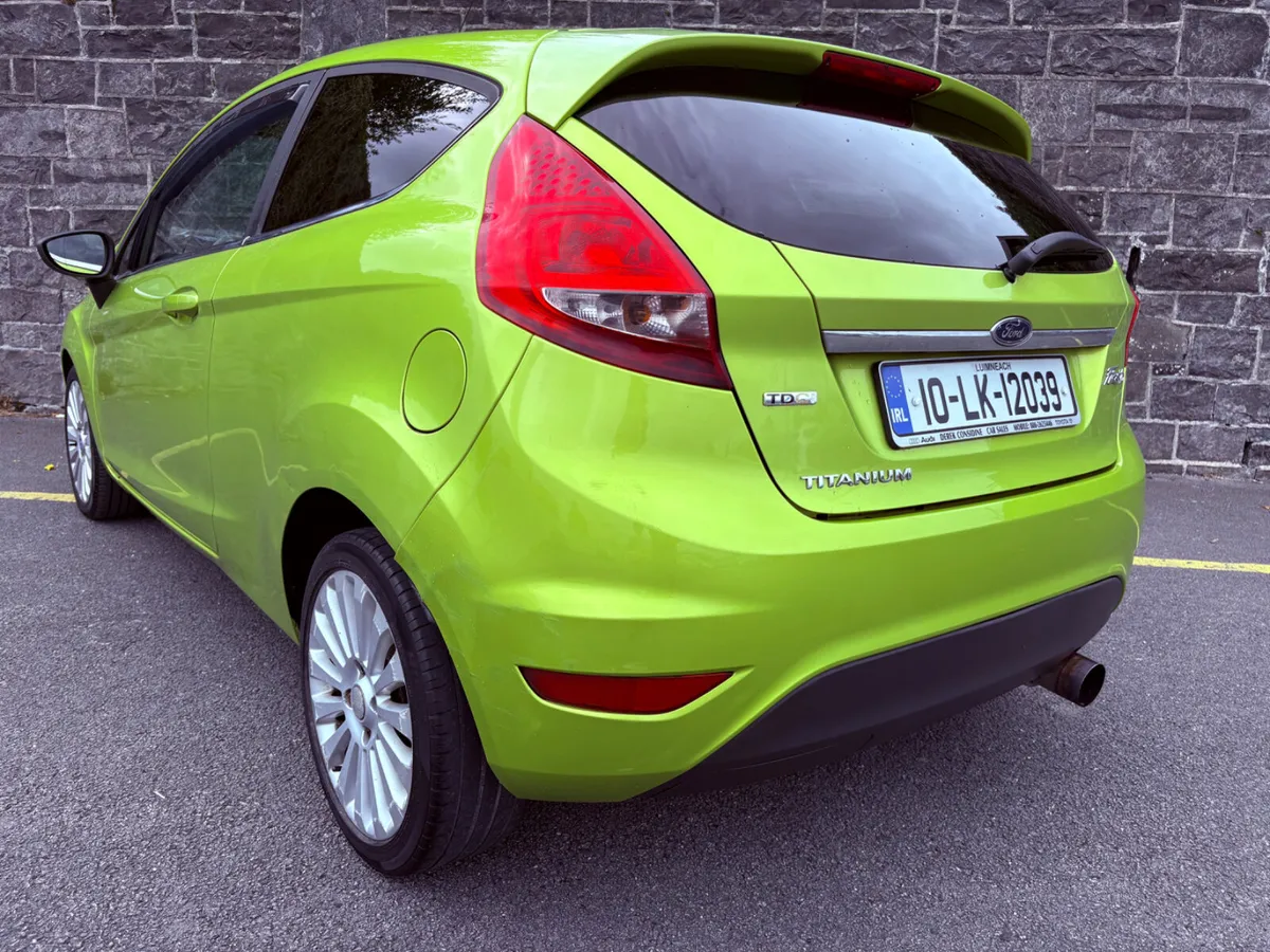 Ford Fiesta Titanium 1.4Diesel ideal starter car! - Image 4