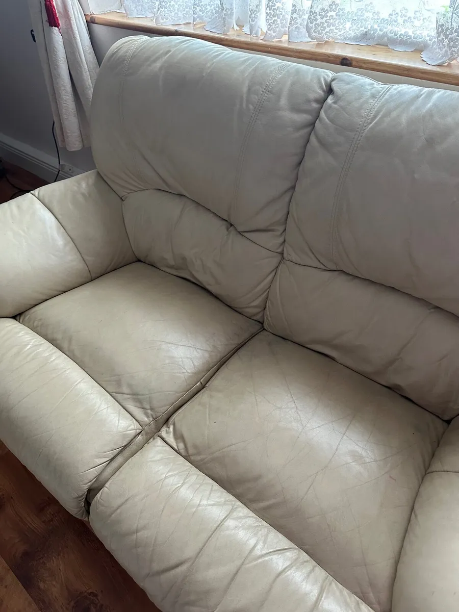Matching leather couch and armchair - Image 1