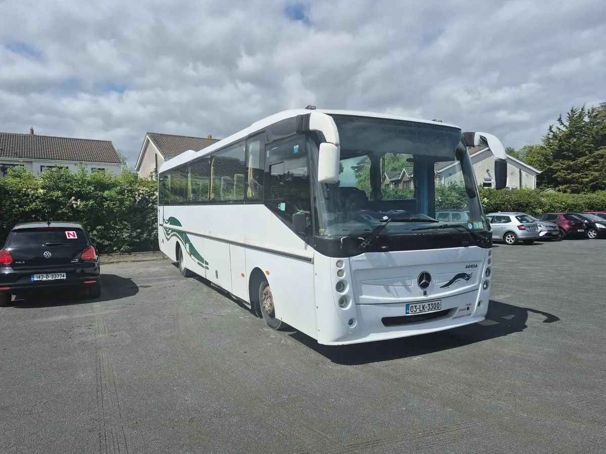 Mercedes-Benz Coach 41 Seater - Image 1