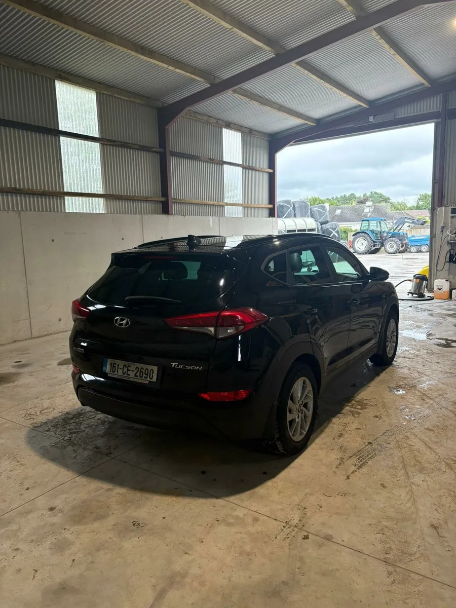 HYUNDAI TUSCON 1.7D - Image 3