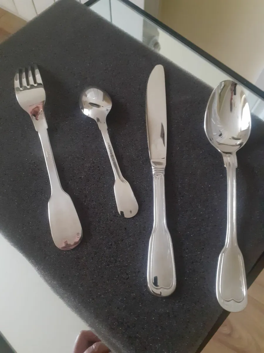 24 piece Cutlery Canteen Ashford. - Image 4