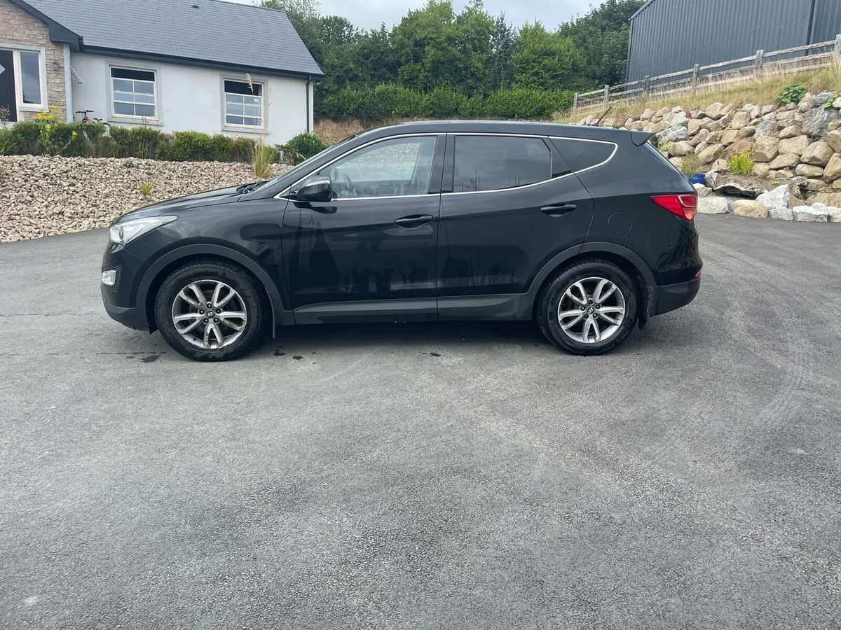 Hyundai Santa Fe - Image 3