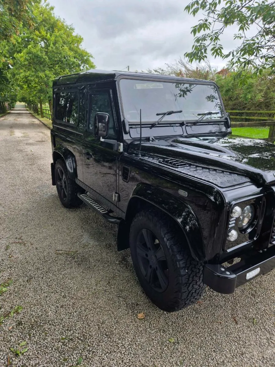 Land Rover Defender 90 - Image 4