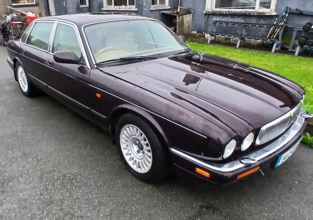 Jaguar XJ12 1994 - Image 2