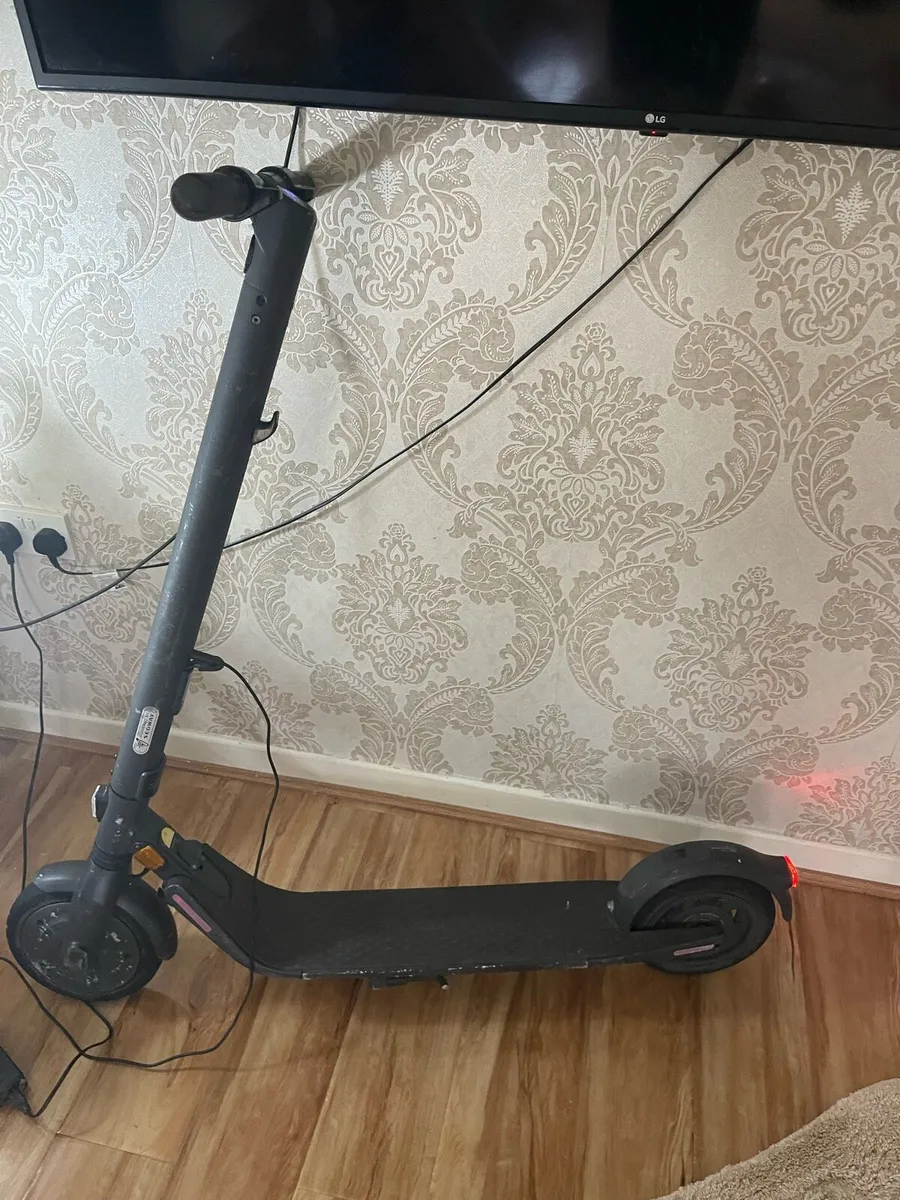 Electric Scooter - Image 4
