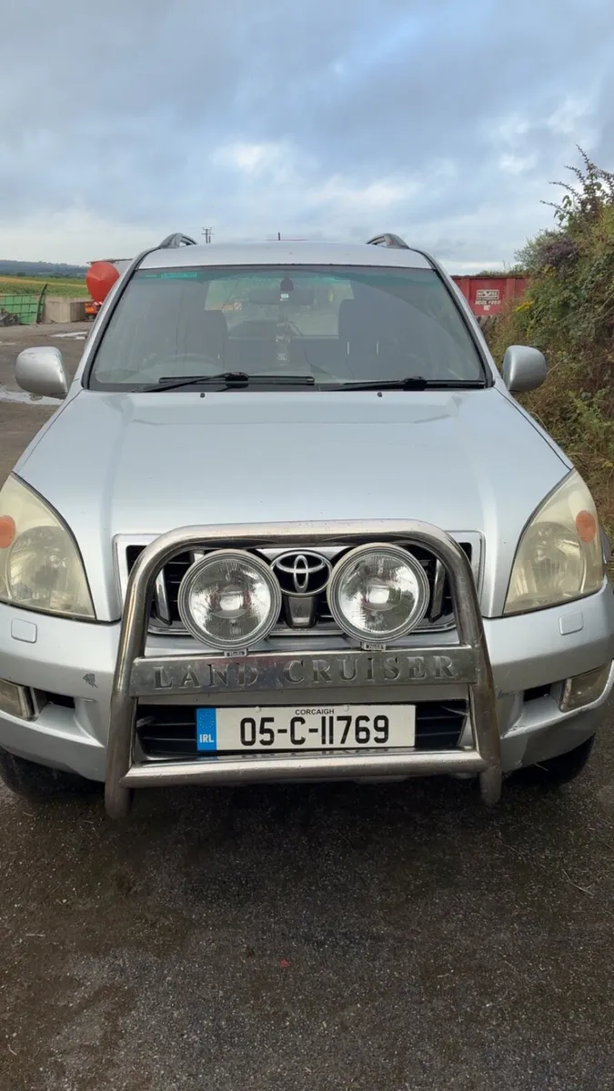 Toyota Land Cruiser - Image 4