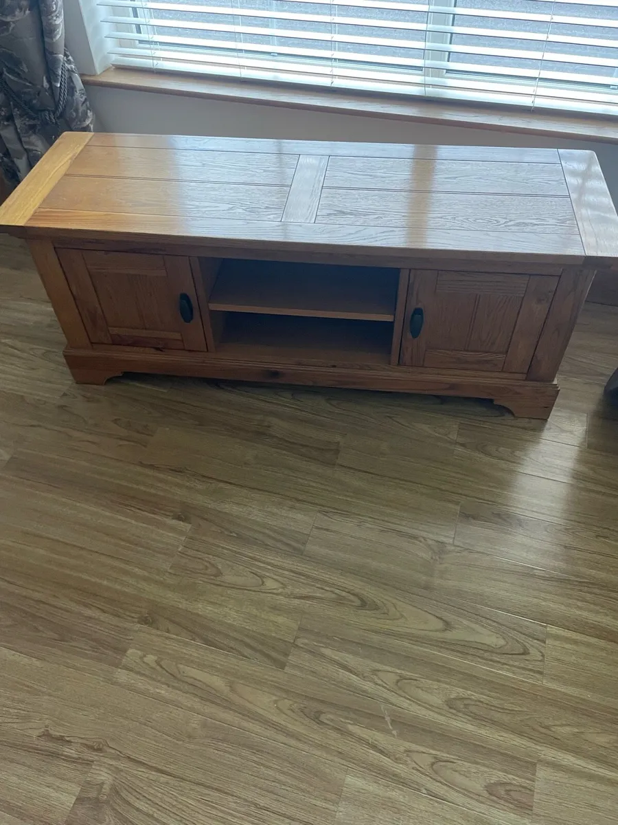 Oak TV Unit - Image 1