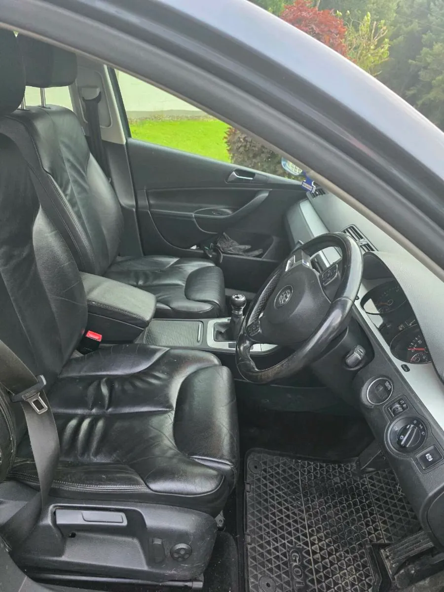 VW Passat Estate 2.0 TDI Highline - Image 3