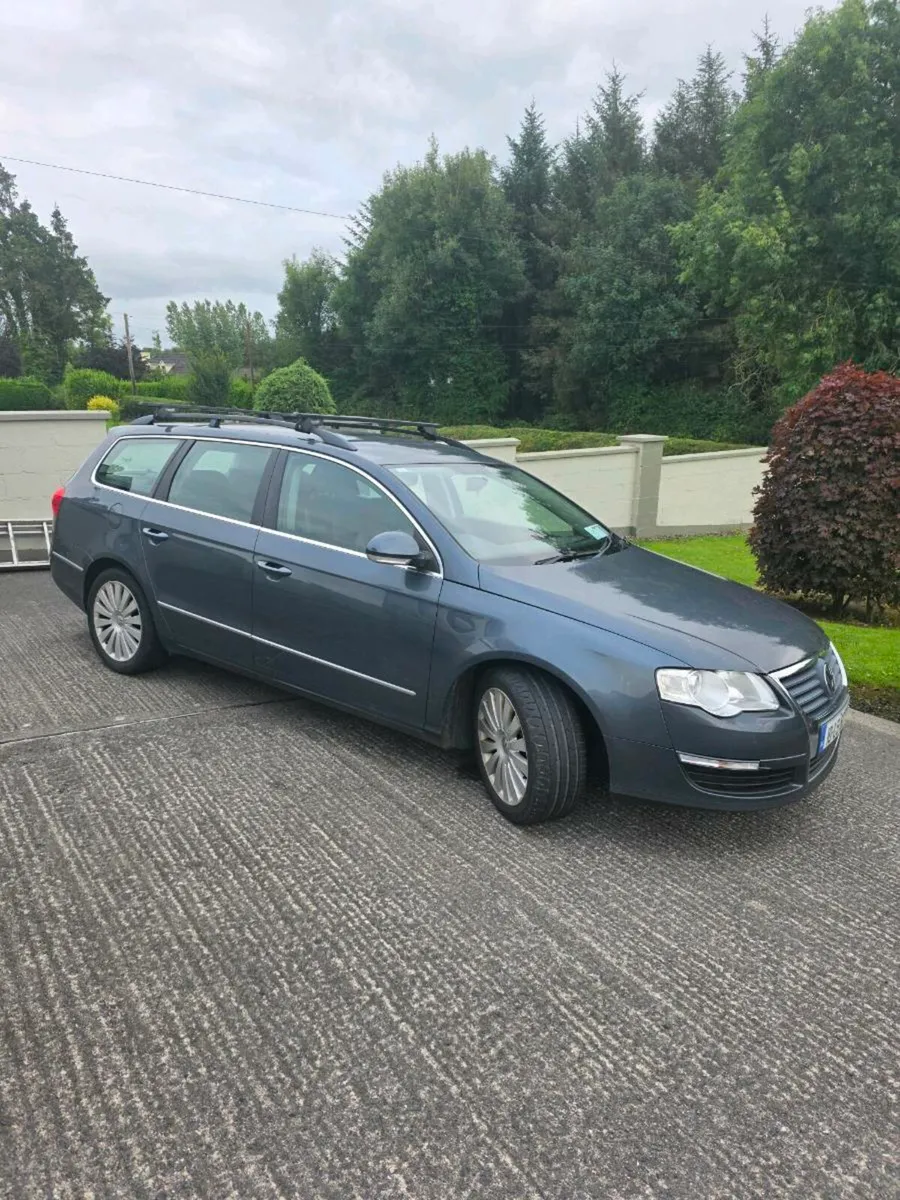 VW Passat Estate 2.0 TDI Highline - Image 1