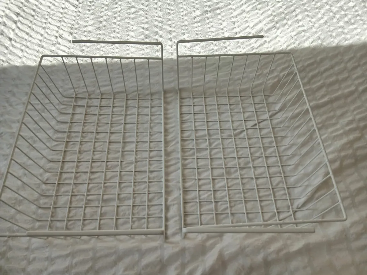 Under shelf storage baskets - Image 1