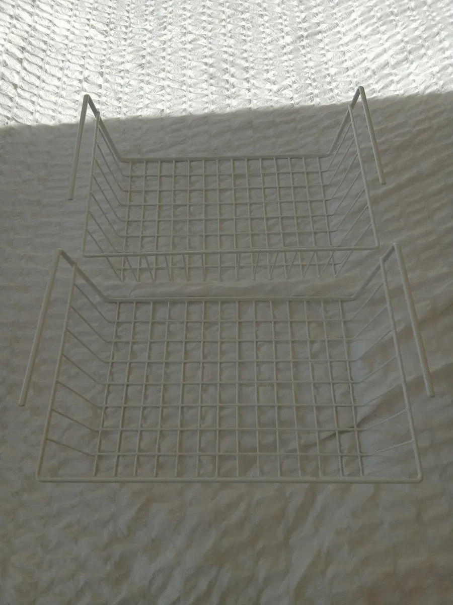 Under shelf storage baskets - Image 3