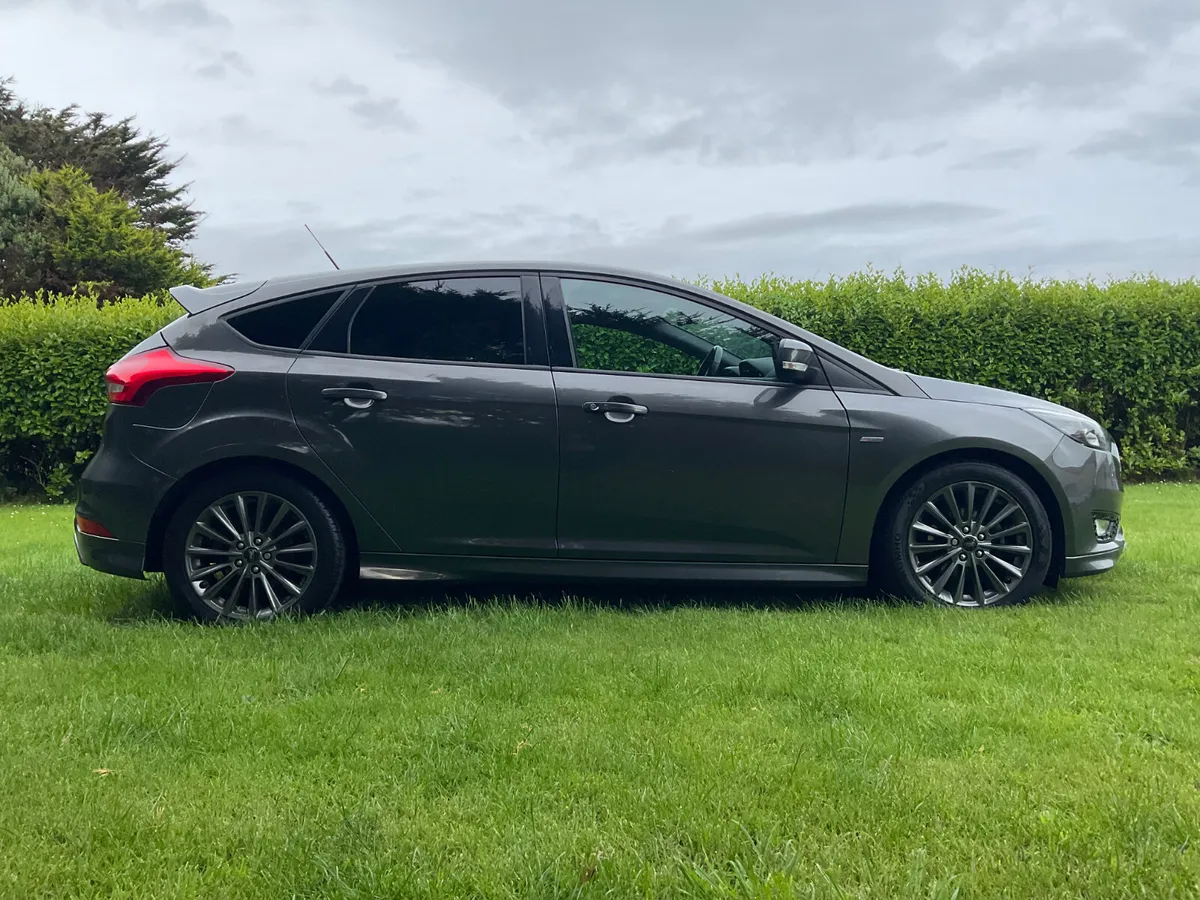 2017 Ford Focus ST-LINE 1.5 TDCI 120PS (86k !!) - Image 4
