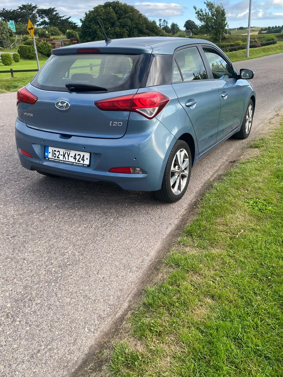 PERFECT STARTER CAR HYUNDAI i20 1.2 PETROL - Image 4