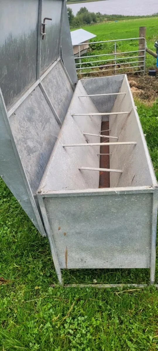 8ft Hoggett Creep Feeder x 2 - Image 3