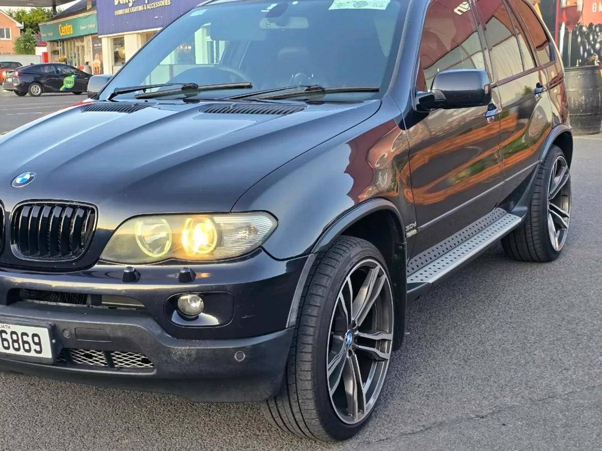 BMW  X 5 - Image 3