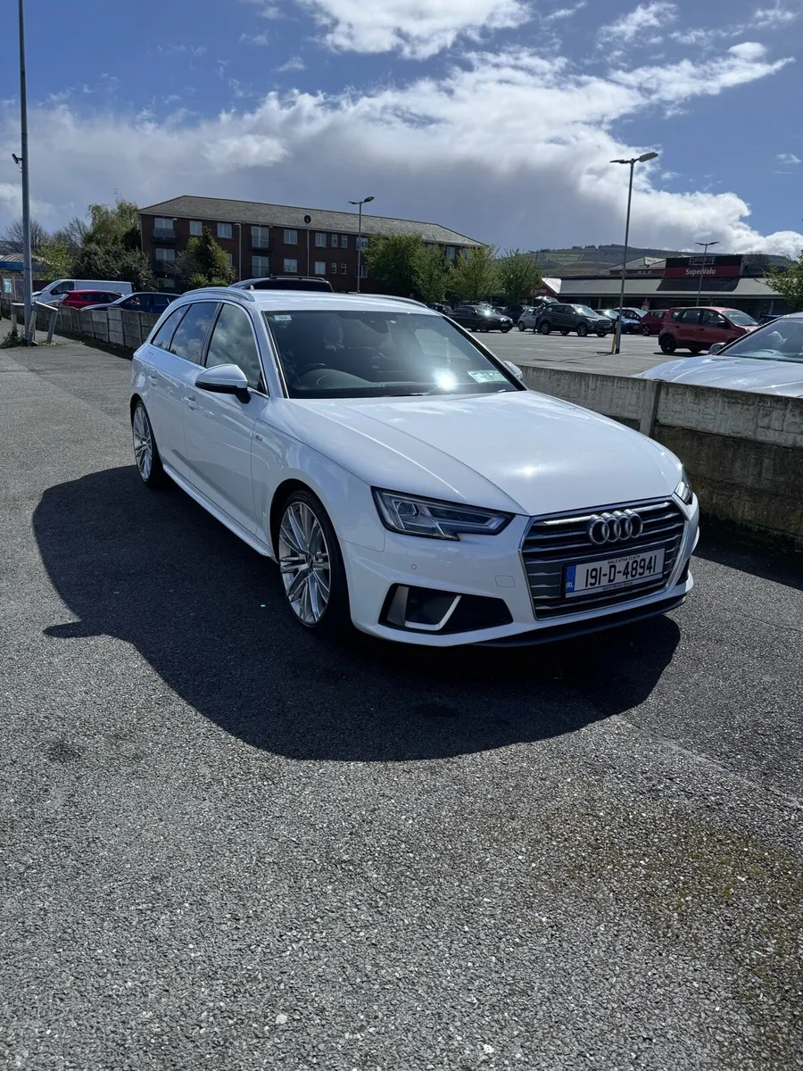 Audi a4 40TDI Avant S-line - Image 1