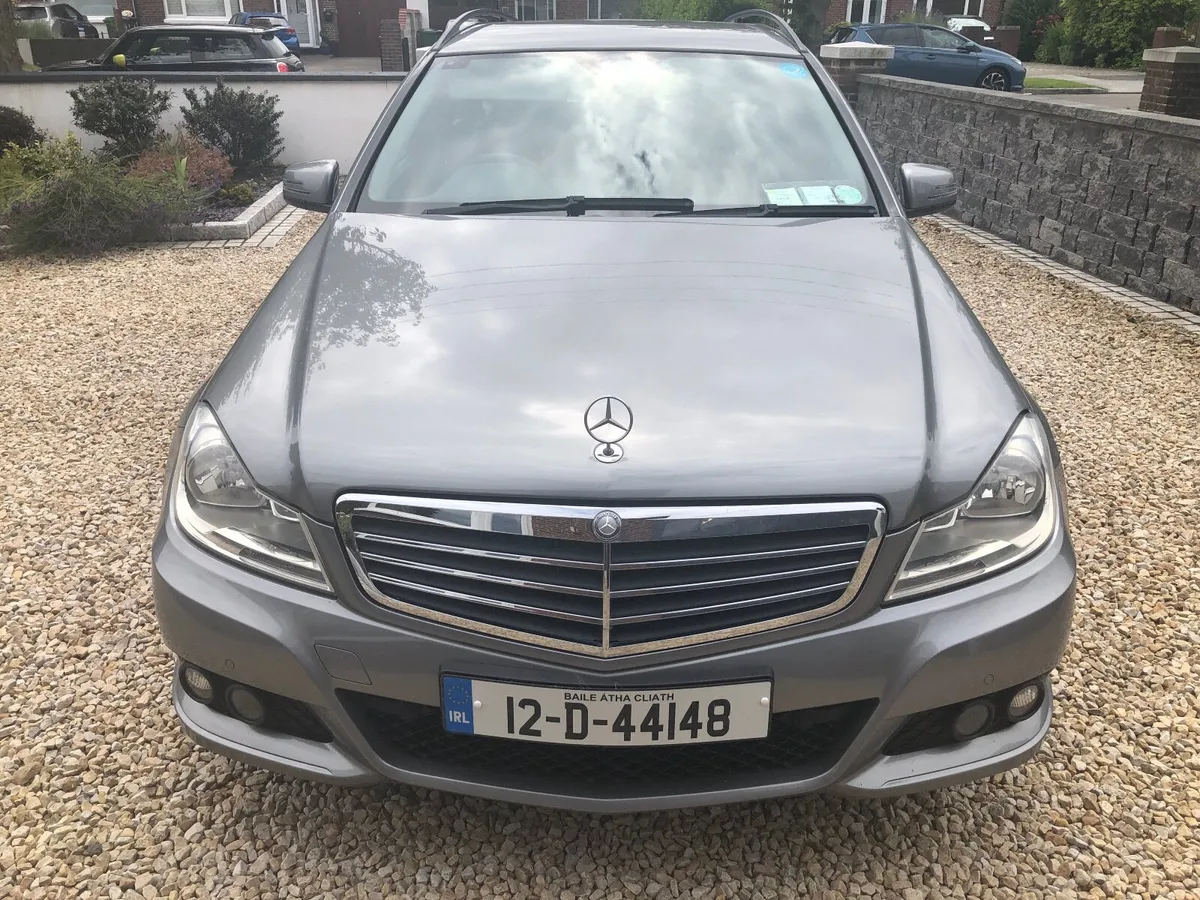 Mercedes-Benz C-Class 2012 - Image 4