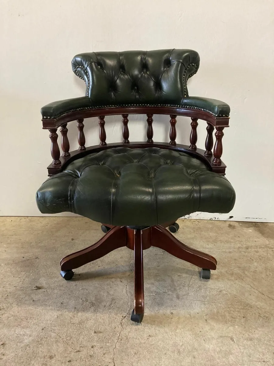 English Chesterfield Office Chair. Captains swivel