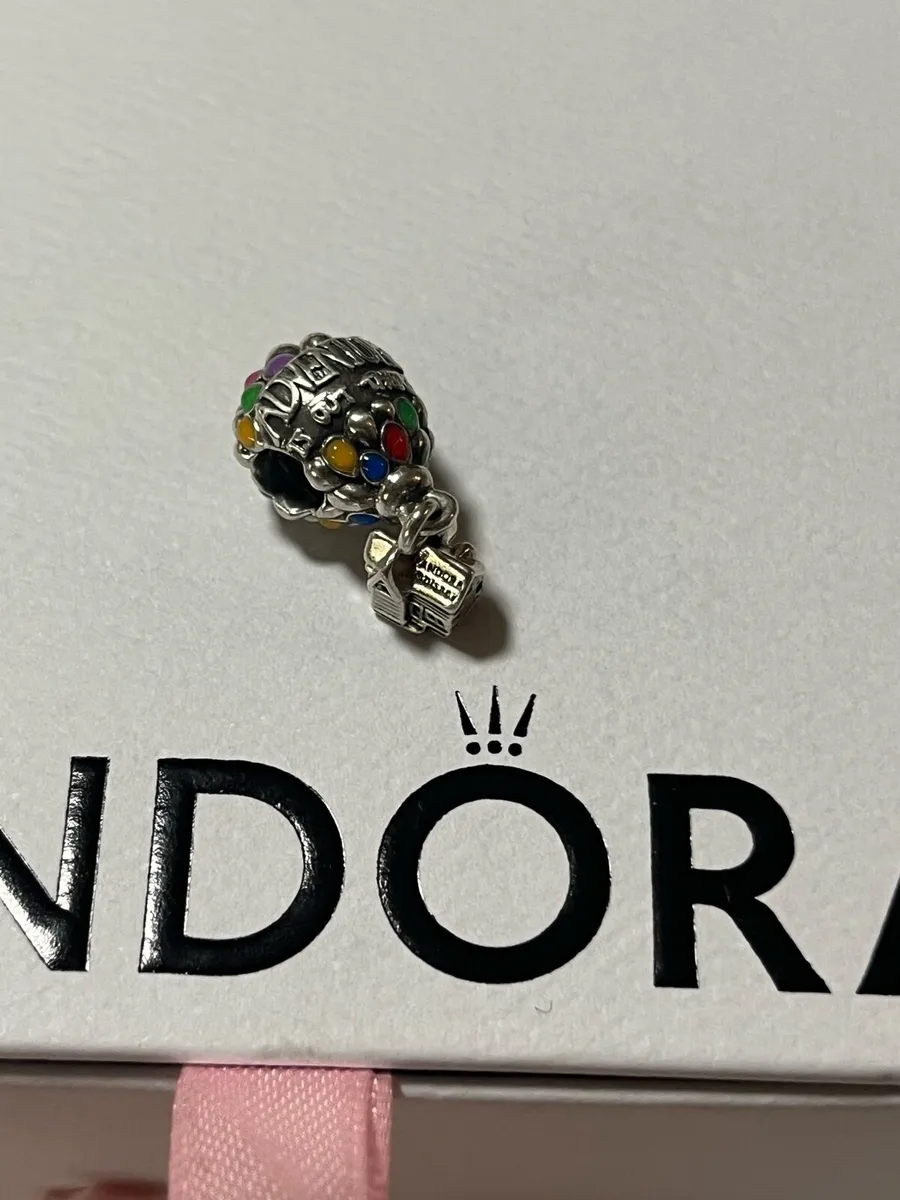 Pandora Disney’s Pixar Up House & Balloon Charm - Image 1