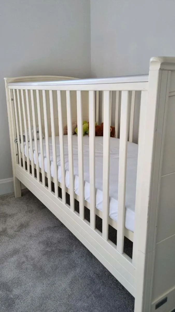 Cotbed - Image 3