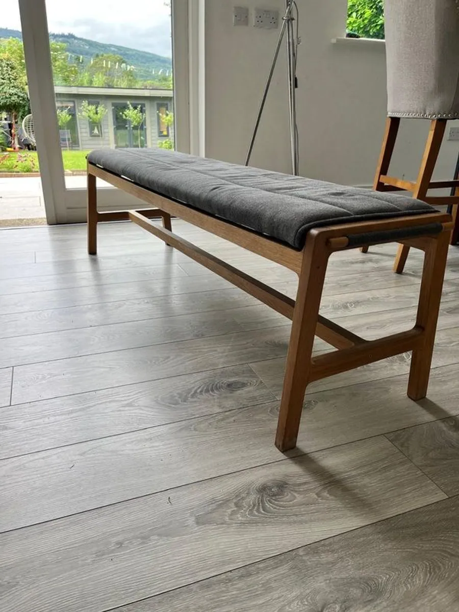 Oak bench with charcoal grey cushioning - Image 1