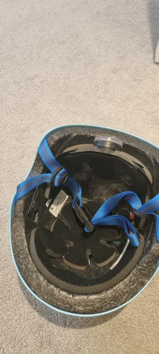 Kids Helmet - Image 2