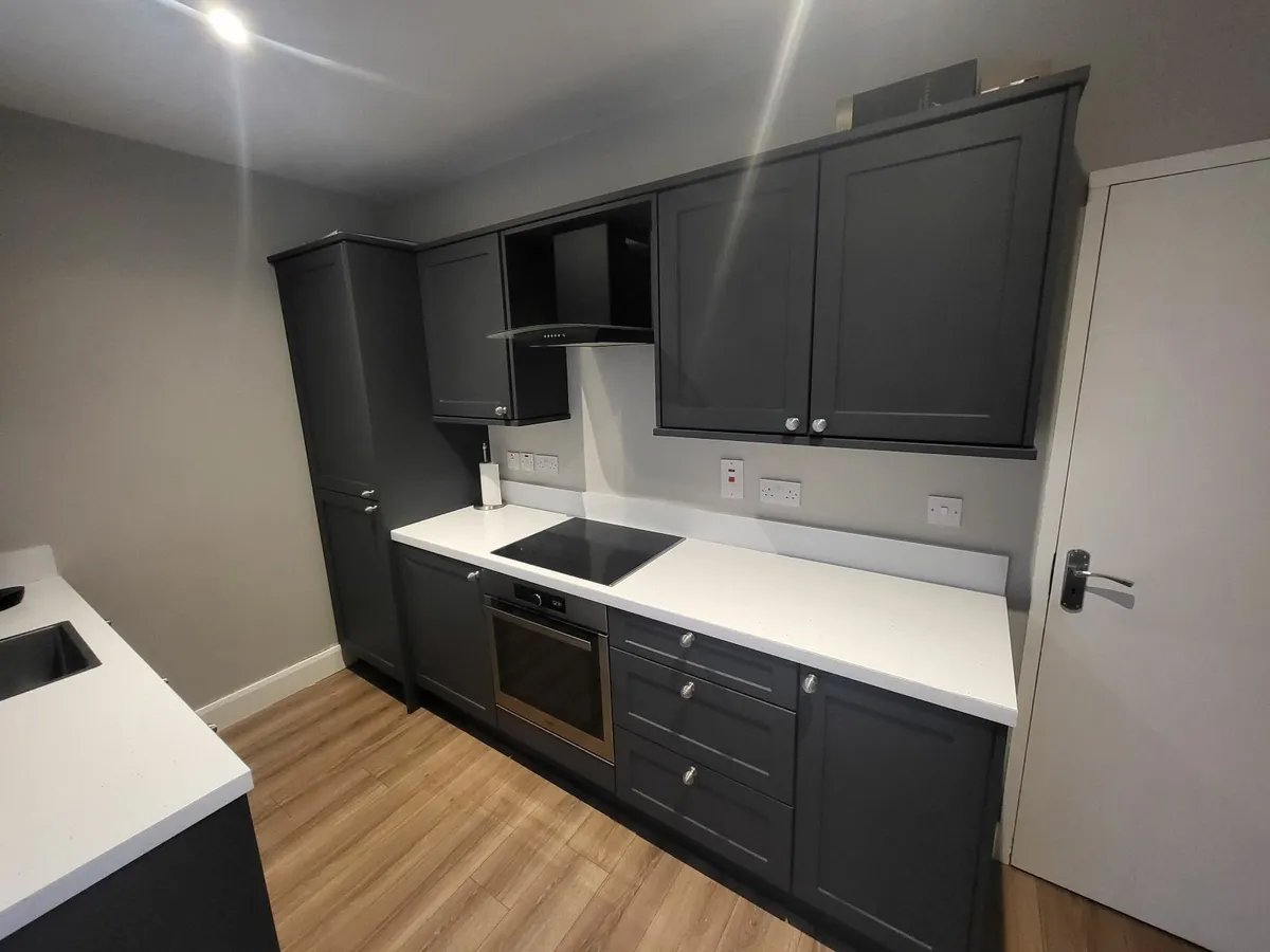 Berkeley Kitchen (Graphite) - Image 1