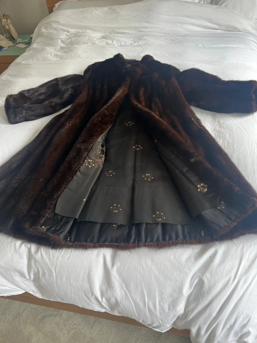 mink coat - Image 2