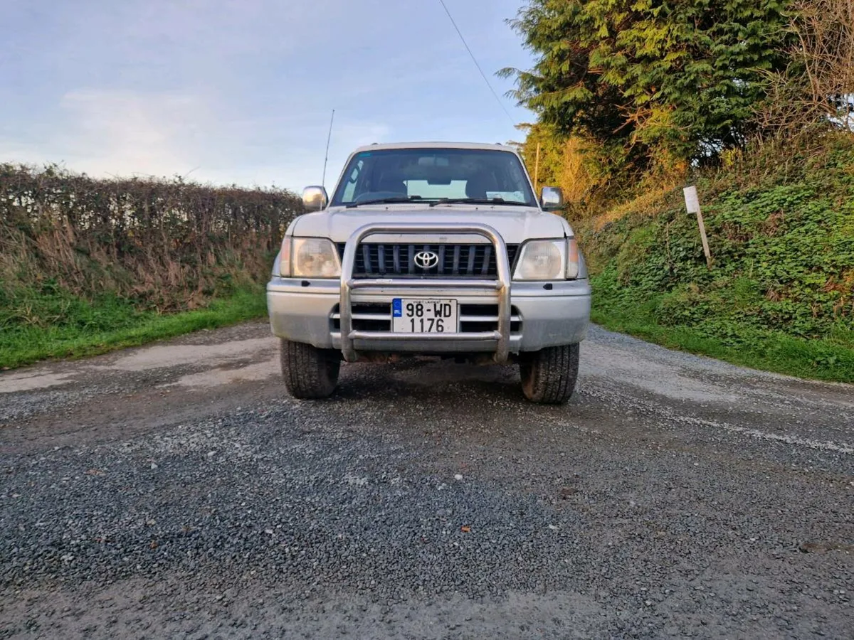 Toyota landcruiser - Image 4