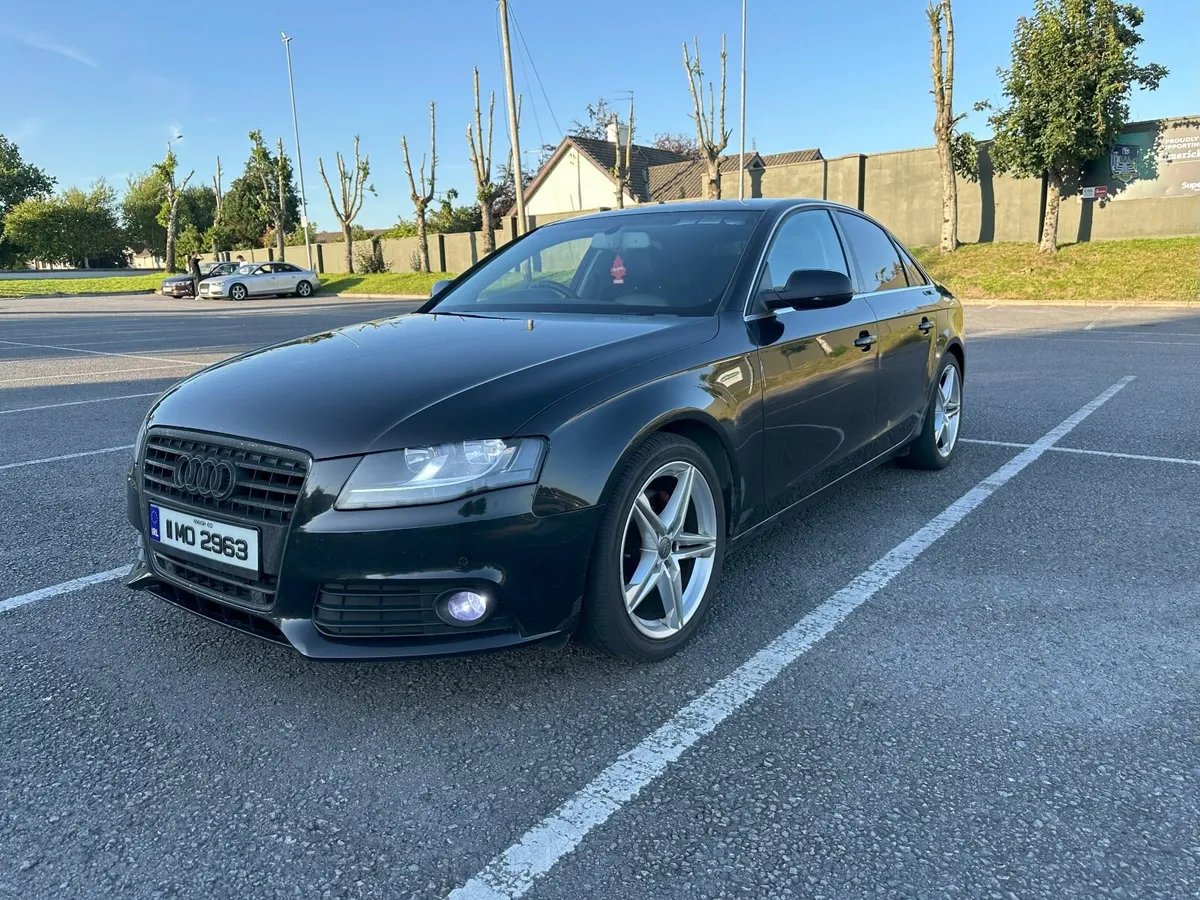 Audi A4 2011 - Image 1