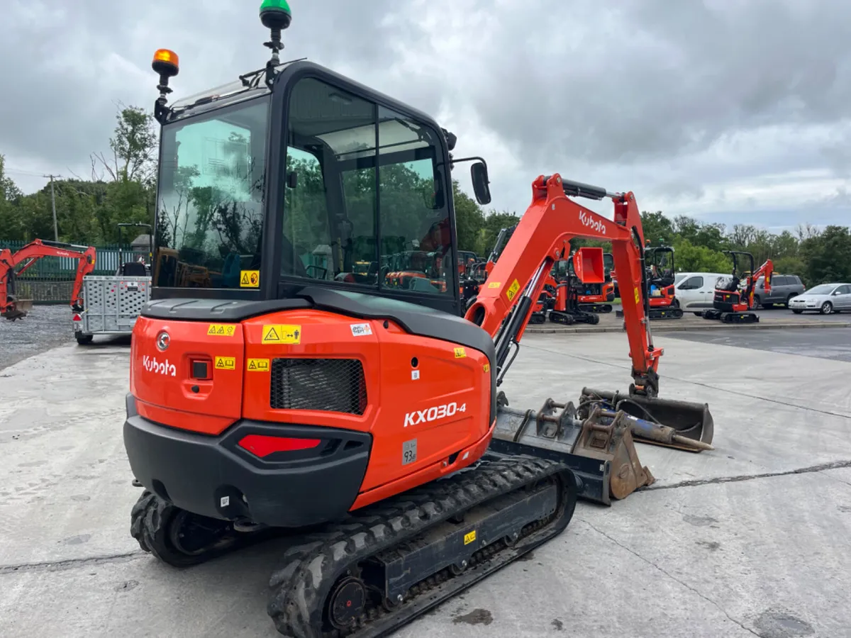 2024 Kubota KX030-4 - Image 4