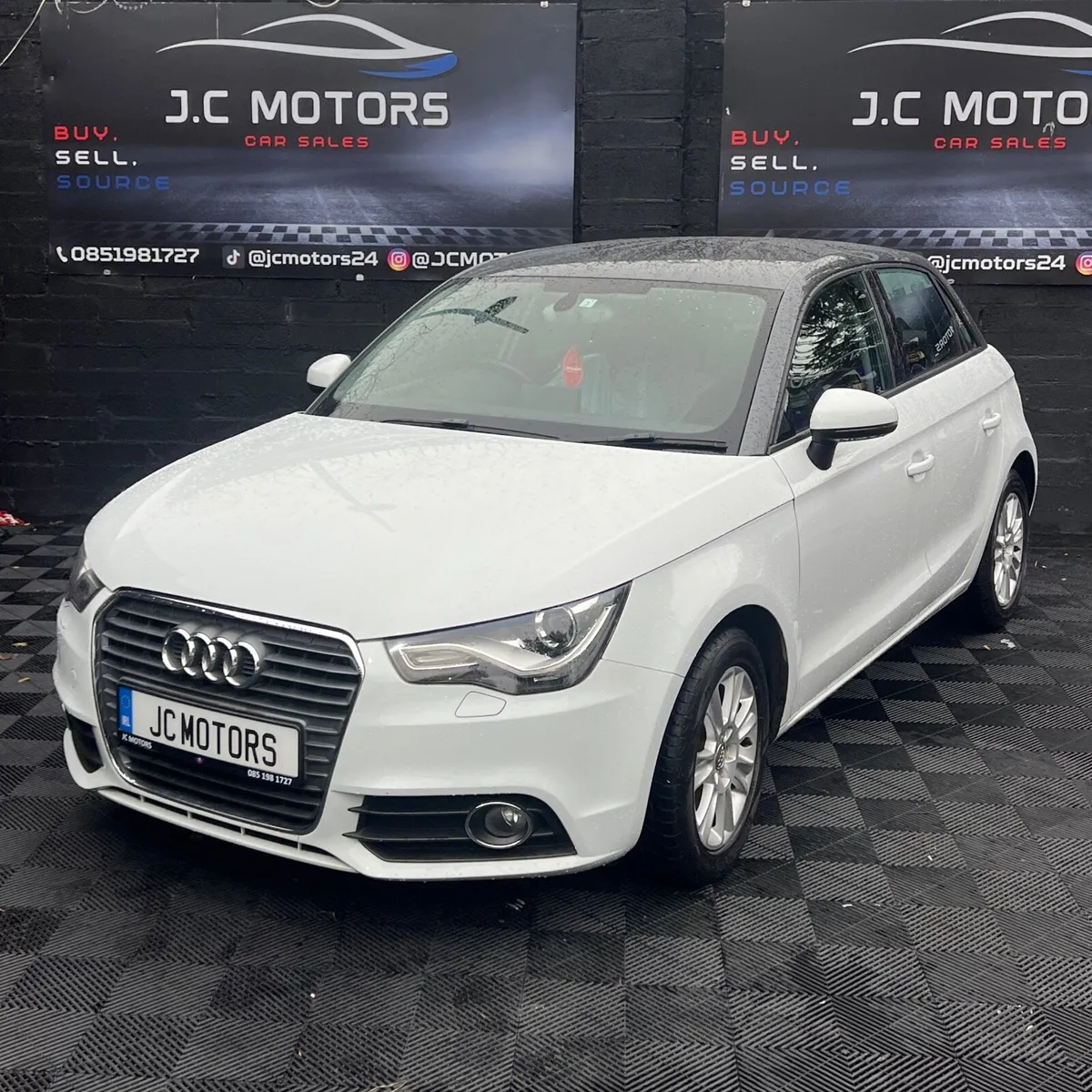 2015 Audi A1 Automatic 1.4 TFSI - Image 3