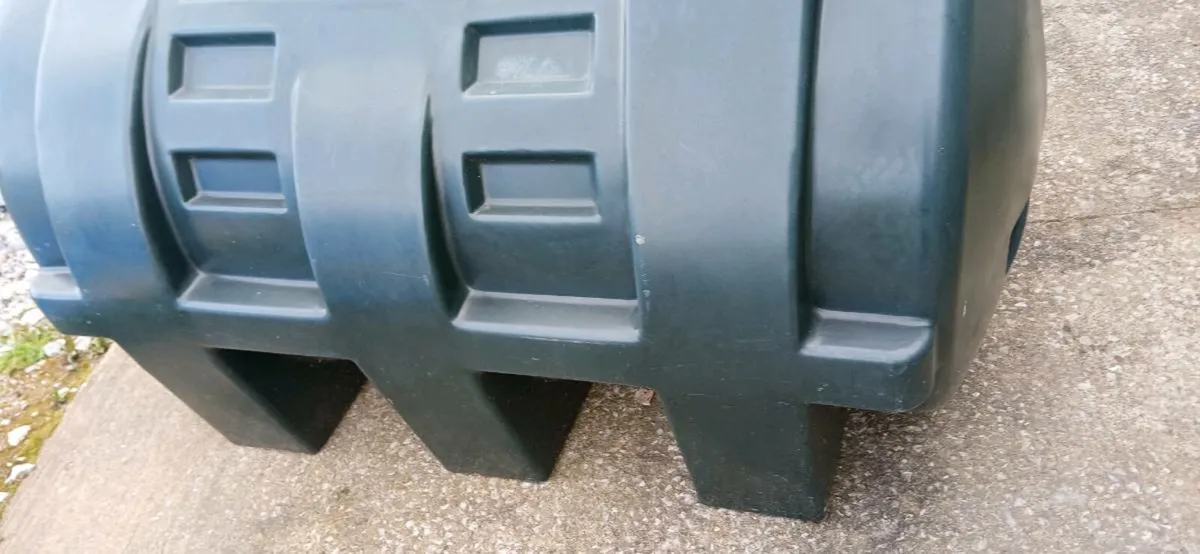 Oil tank - Image 4
