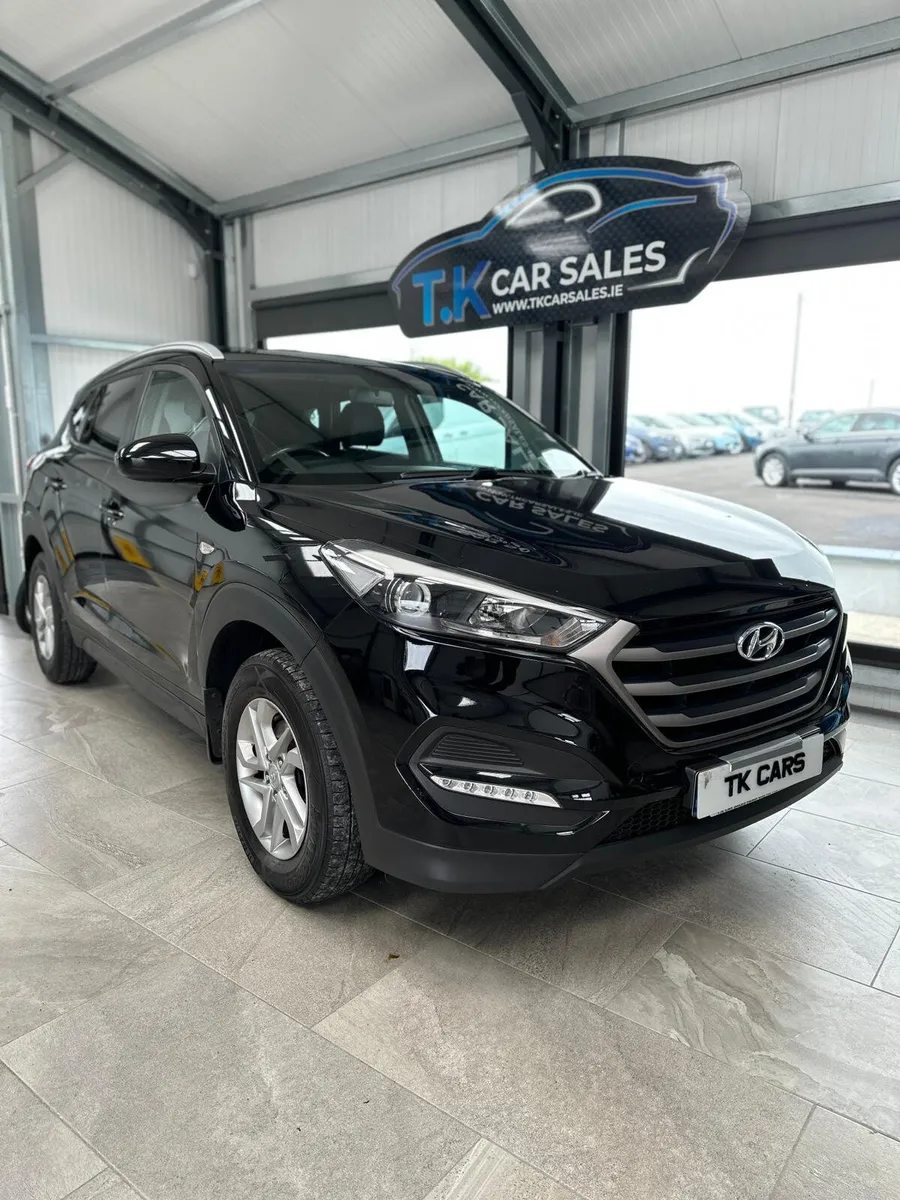 16 HYUNDAI TUCSON COMFORT - Image 1