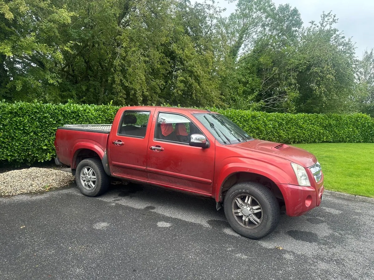 Isuzu D Max Rodeo 2.5 diesel - Image 1