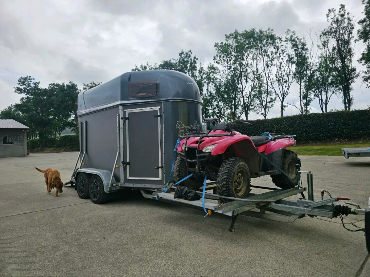 Carriage Horsebox - Image 1