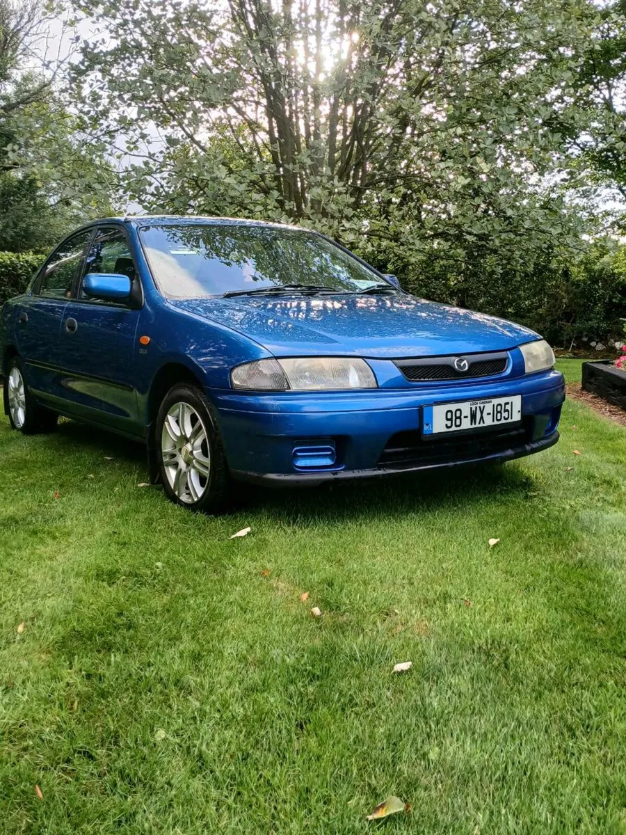 Mazda 323 GLX - Image 1