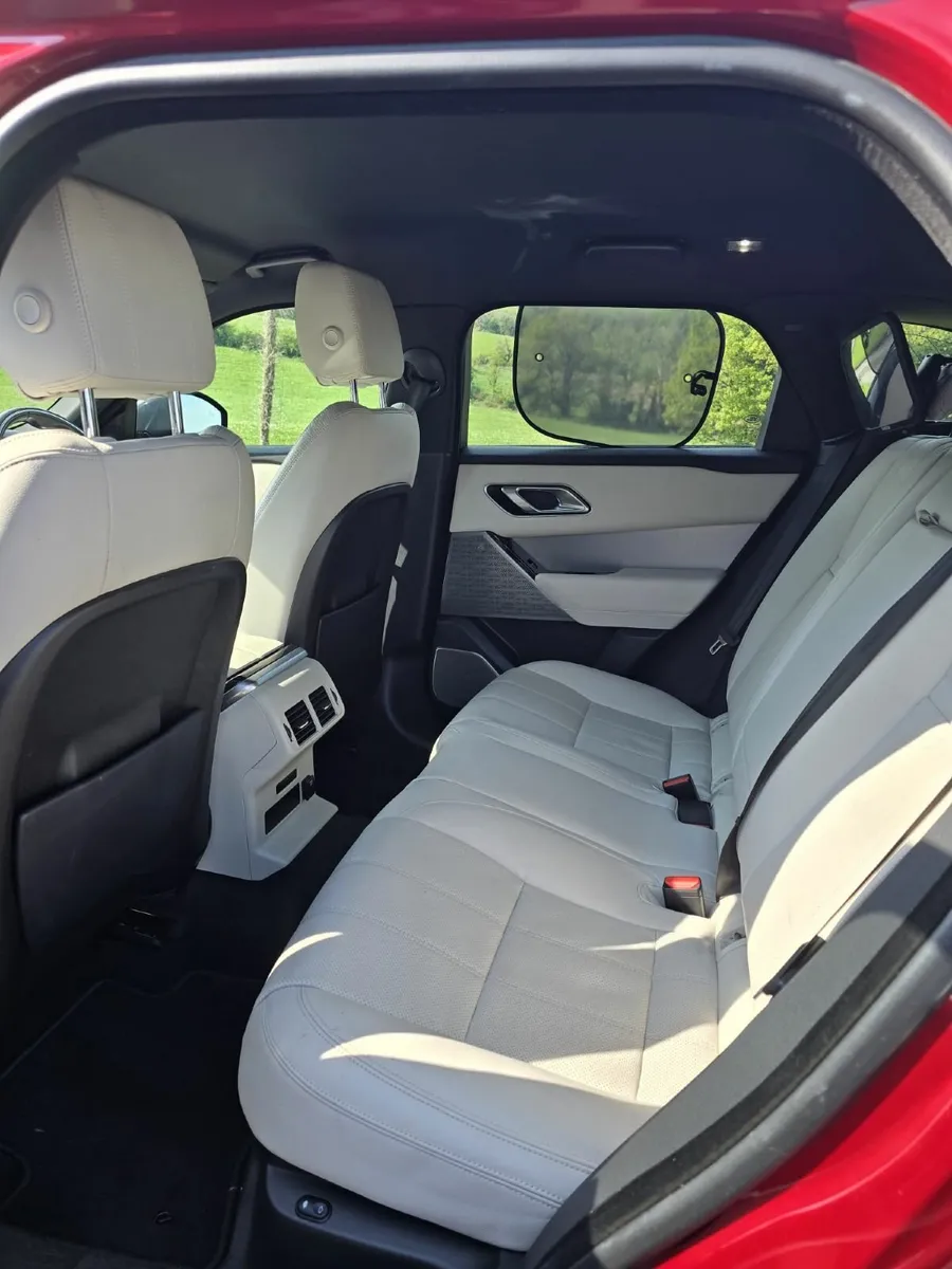 Land Rover Range Rover Velar 2018 - Image 3